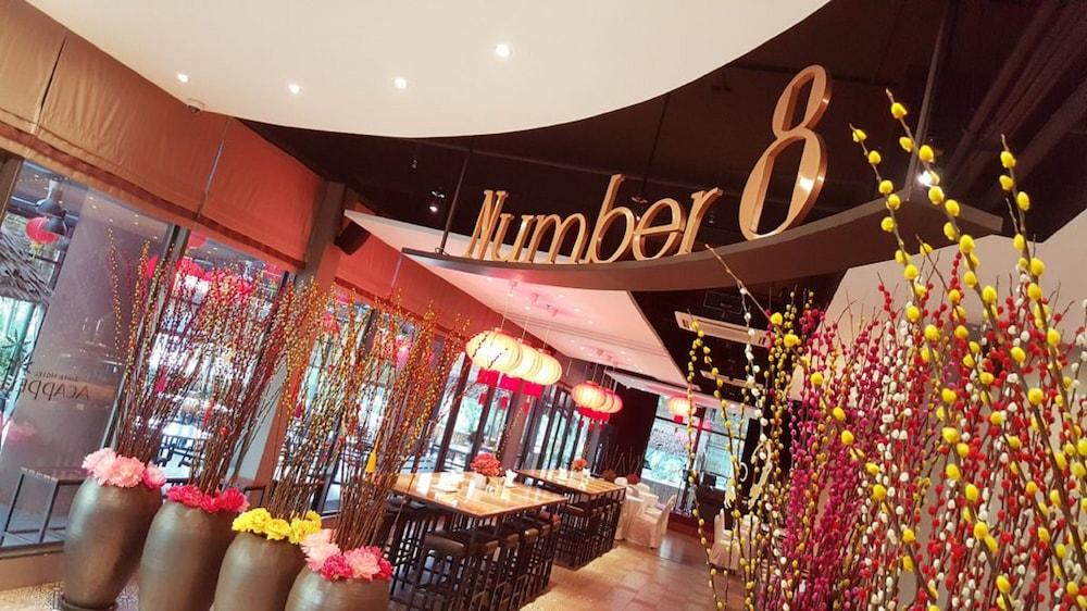 Acappella Hotel, Hotel 4*