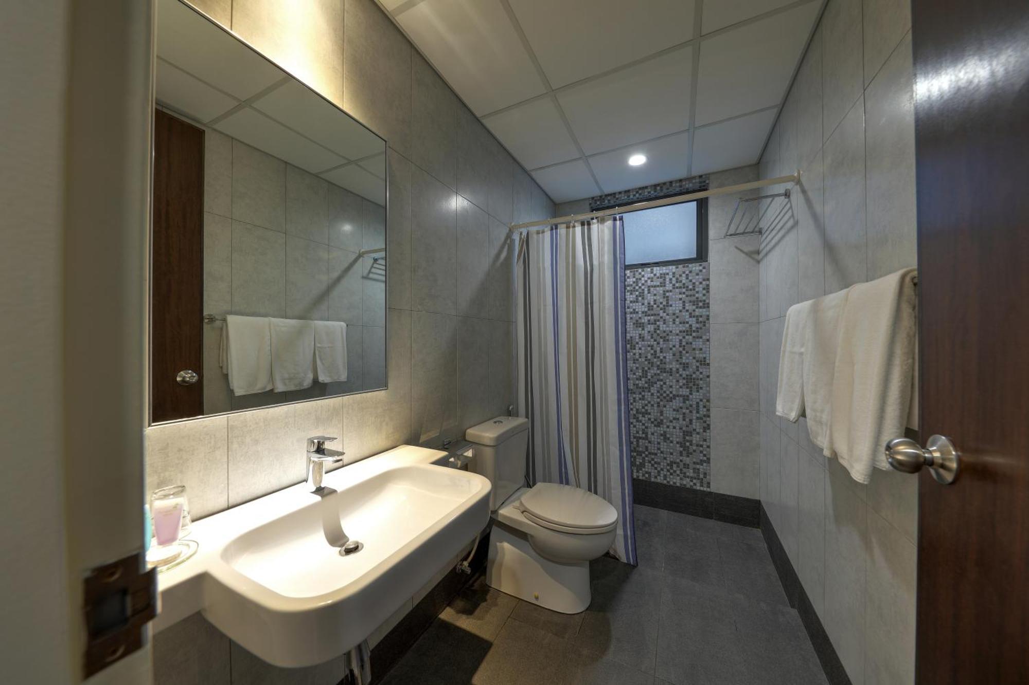 Acappella Hotel, Hotel Shah Alam