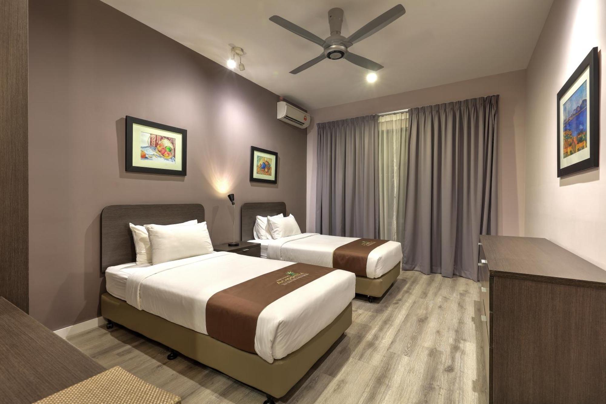 Acappella Hotel, Hotel 4*