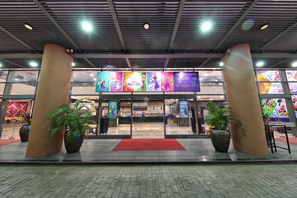 Acappella Hotel, Hotel