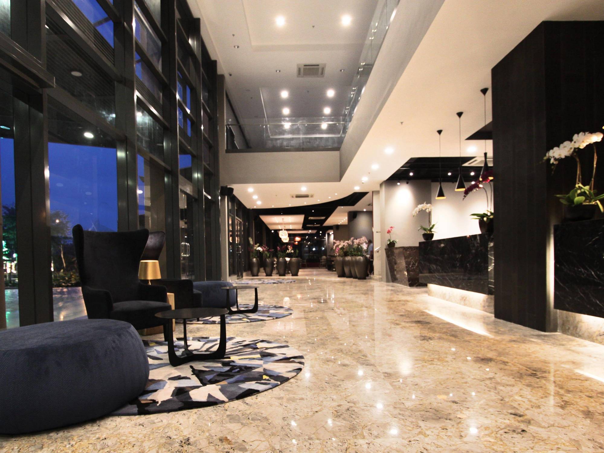 Acappella Hotel, 4*
